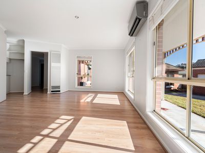 2 / 10 THRUSH COURT, West Wodonga