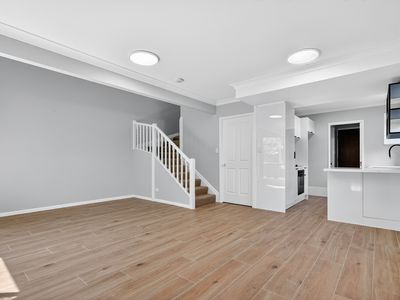 1 / 37 Sapsford Street, Northgate