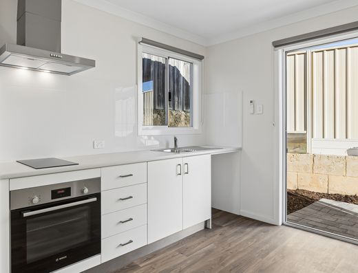 Brand-New & Private - Self-Contained One-Bedroom Living
