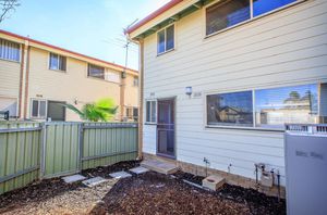 9 / 429 Griffith Road, Lavington