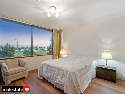 2B / 70 Terrace Road, East Perth
