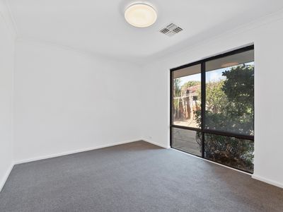 5 The Eyrie, Willetton