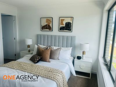 10 Absalom, Riverstone