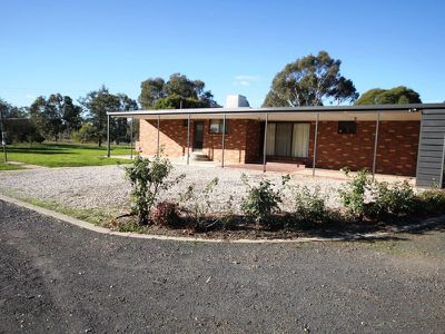 1845 Warby Range Road, Killawarra