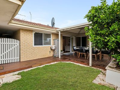 2 / 54 Stewart Street, Scarborough