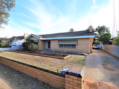 9 Armstrong Street, Boort