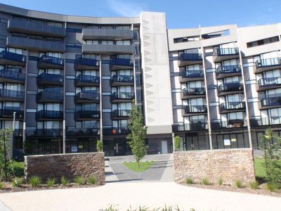 G3 / 41-45 Edgewater Boulevard, Maribyrnong