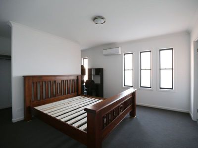 36 Skyview Avenue, Rochedale