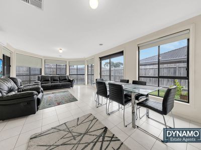 38 Thames Way, Roxburgh Park