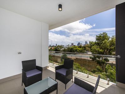 305 / 9 Tully Road, East Perth