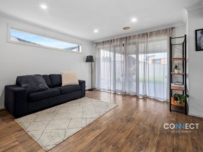 25 Macpherson Circuit, Cranbourne East