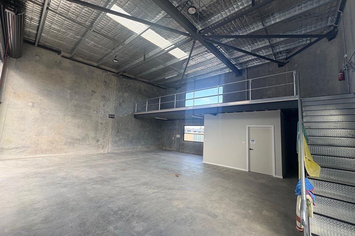 BASE - Unit 7 / 10 Think Road, Townsend