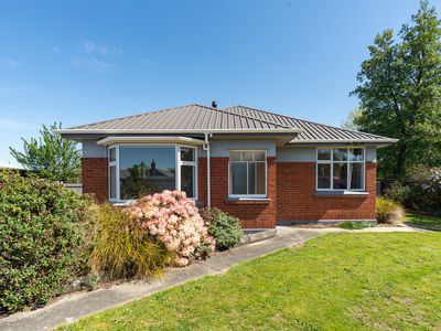56 Centennial Avenue, Milton