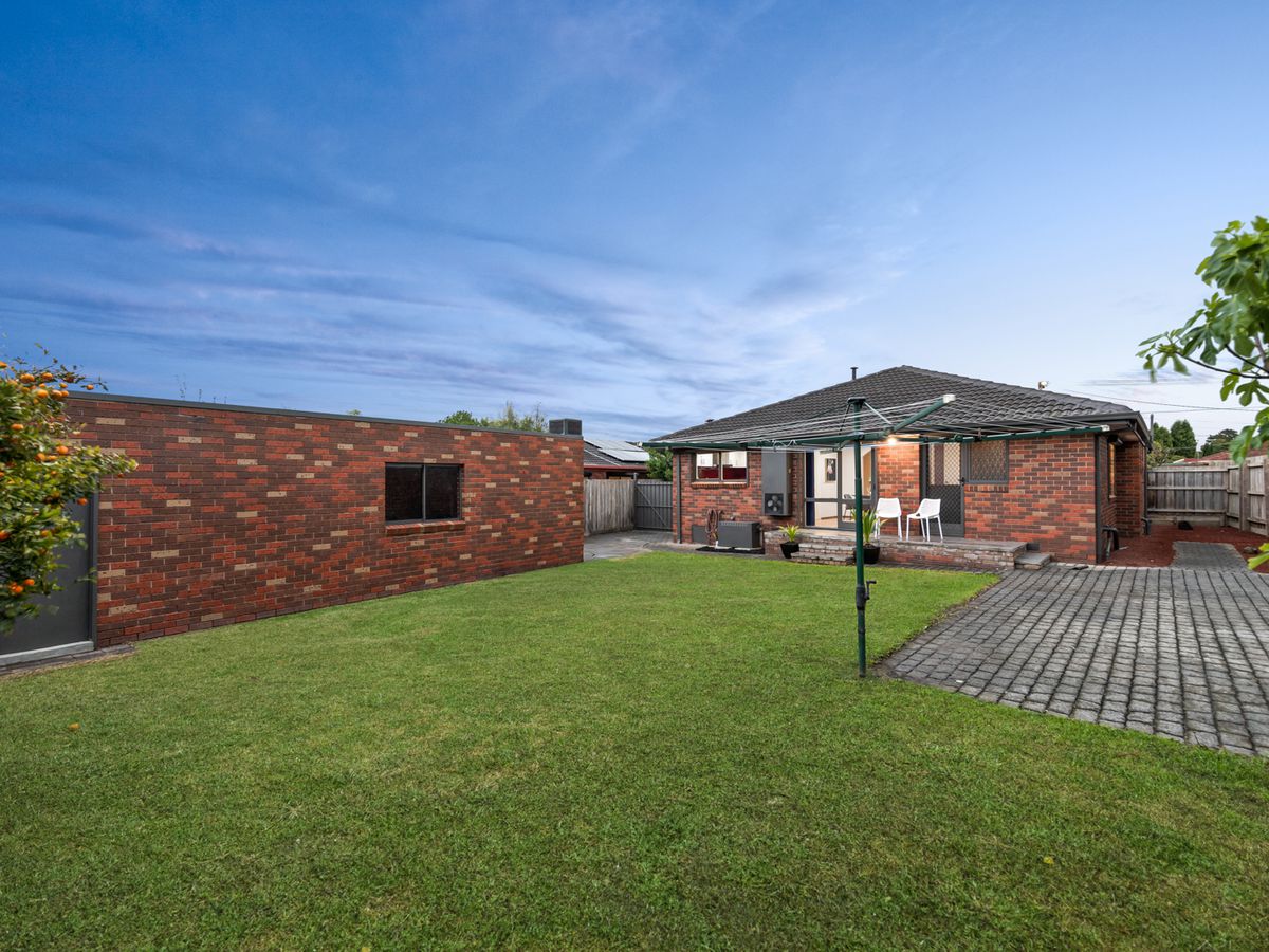 3 Griffiths Court, Dandenong North