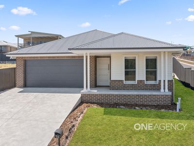 16 Sparrow Drive, Calderwood