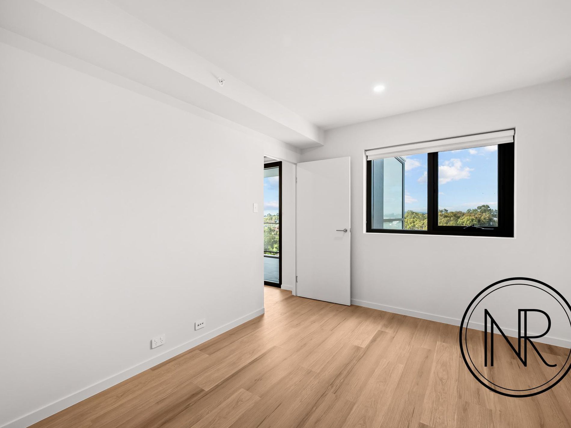 519 / 239 Great Eastern Highway, Belmont