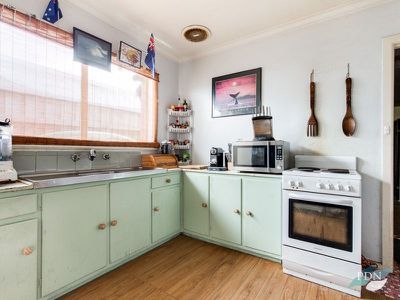 26 Upton Street, Altona
