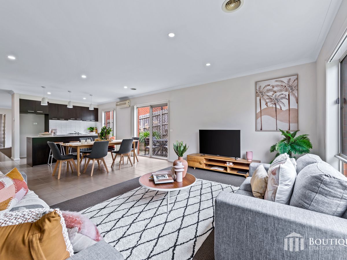15 Yellow Gum Drive, Pakenham