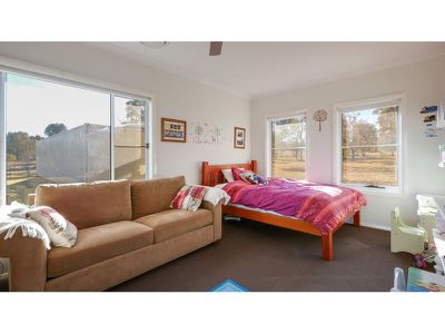 36 Torryburn Way, Dubbo
