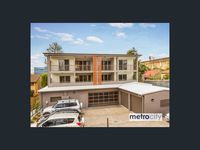 2 / 39A Jane Street, West End