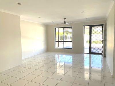 27  Stoneybrook Drive, Glen Eden
