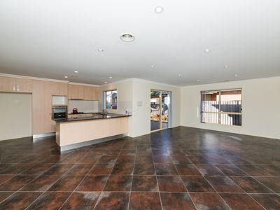 111 Morton Street, Crestwood