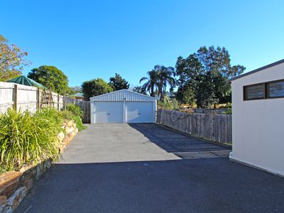 11 CREEK STREET, Silkstone