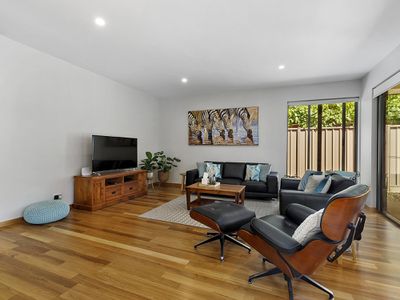 2 Bank Street, Avenel