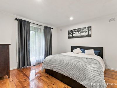 28 Carinza Avenue, Altona Meadows