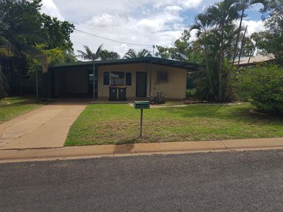 3 Rolfe Street, Moranbah