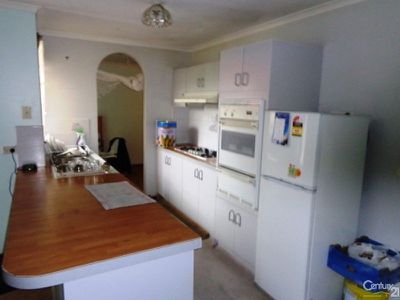35 Lesley Drive, Hampton Park