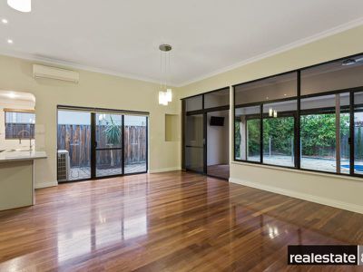 10 St Oswalds Rise, Churchlands