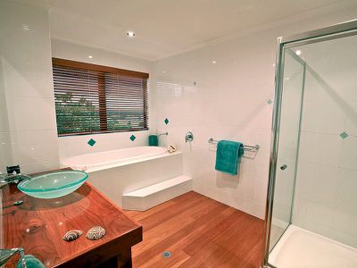32 Brolga Lane, Dulong