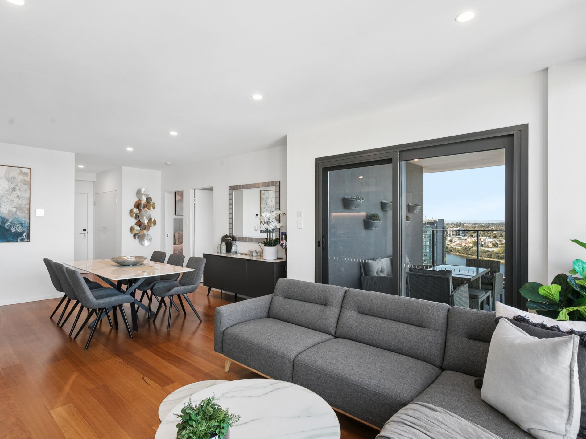 1706 / 908 Canning Highway, Applecross