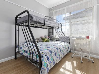 75 Chisholm Cres, Seymour