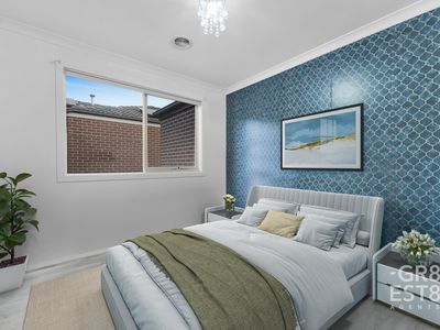 72 Aquatic Drive, Cranbourne West