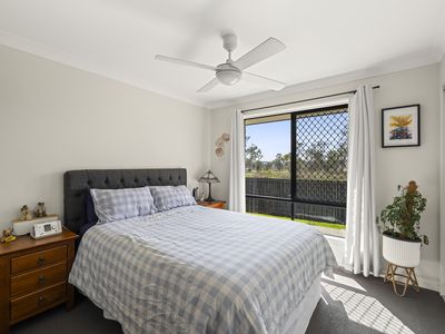 6 Jodie Louise Avenue, Cotswold Hills