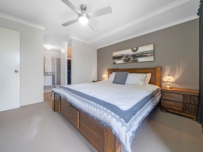 5 Mystery Road, Banksia Grove
