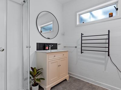 4 Rere Place, Parakai