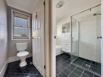 19 Stephens Square, Mallabula