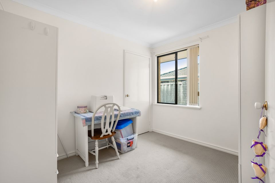 15 / 5 SAINTE MAXIME AVENUE, Port Kennedy