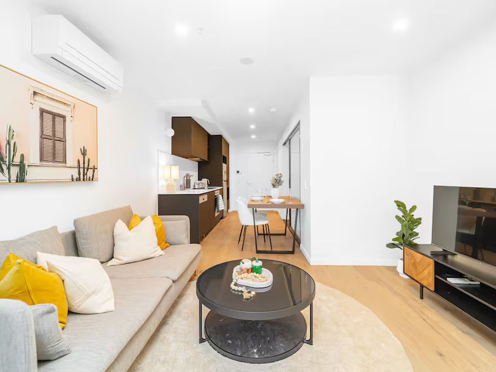 819 / 81 Cooyong Street, Reid