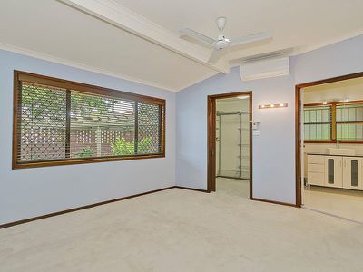 5 Noela Court, Rochedale South
