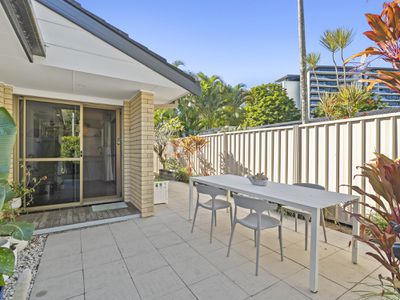 16 Brooke Avenue, Palm Beach