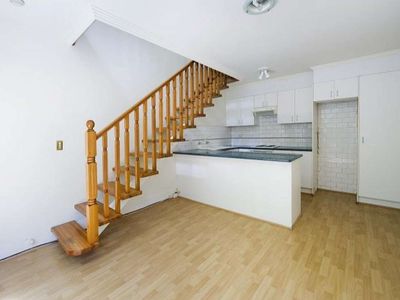 9 / 63 Edgar Street North, Glen Iris