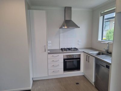 82A Sylvester Crescent, Flagstaff