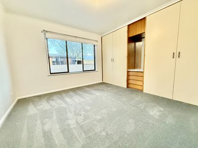 2 / 336 Russell Street , Hay