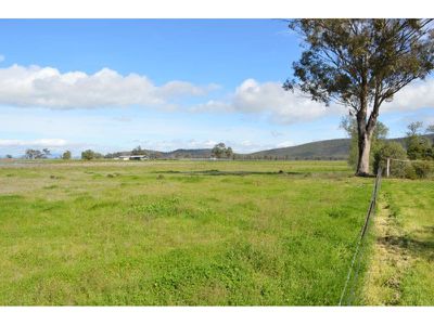 2015 Kelvin Road, Kelvin