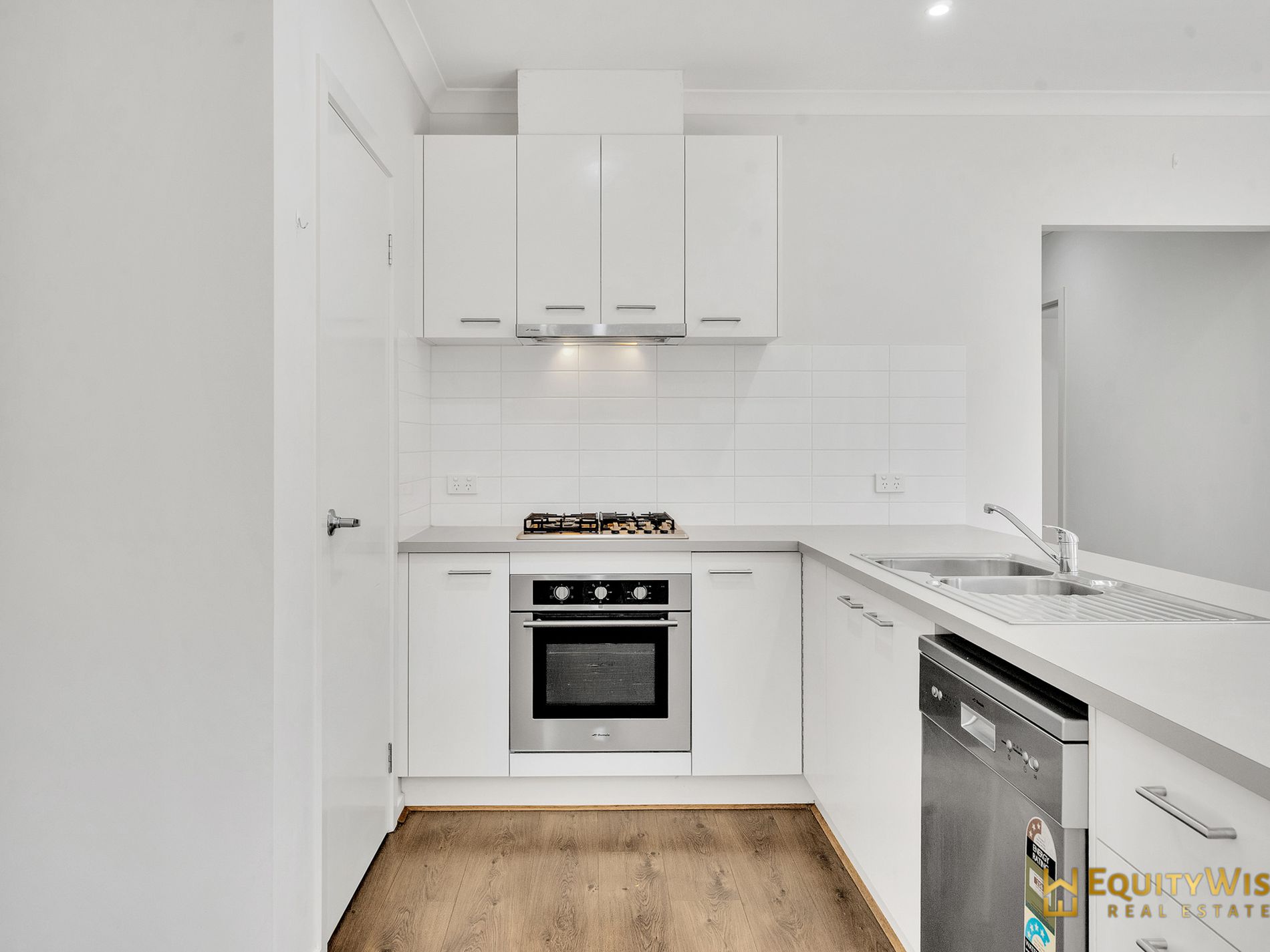 14 Muswell Walk, Wyndham Vale