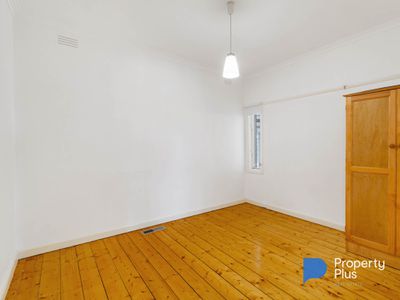 4 Michael Street, Kennington